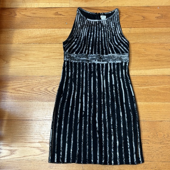 Cache Dress black and white lace print LBD 10 - Picture 7 of 7